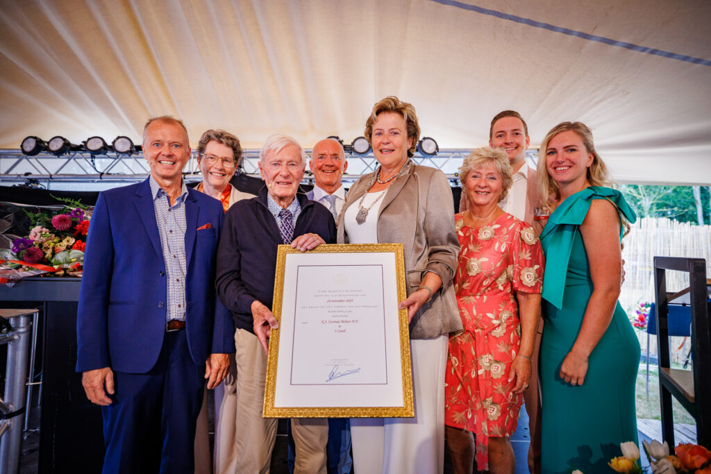 EMT becomes Royal EMT - Zeeman Family recieves the royal designation