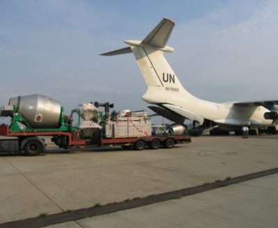 Blender getting transported via airplane